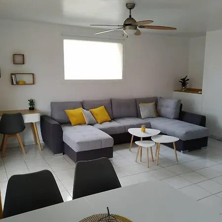 T3 Spacieux Avec Vue Sur L'etang De Thau Au 1er Etage D'une - Entree Independante Sete