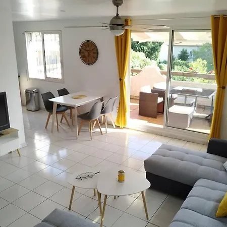 T3 Spacieux Avec Vue Sur L'etang De Thau Au 1er Etage D'une - Entree Independante Apartment *